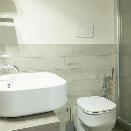 Si Hotel 3*
