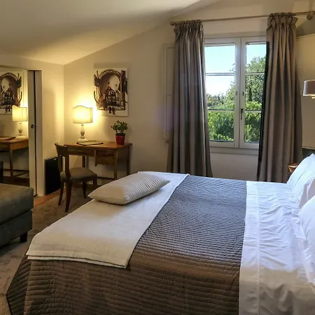 Si Hotel 3*